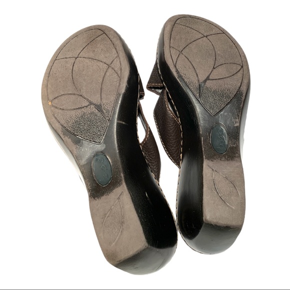 B.O.C. Leather CrissCross Buckle Slip Sandal Wedge Shoe Flat - Picture 6 of 6